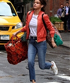 Selena_Gomez_-_Filming_Woody_Allen_film_with_her_puppy_in_NYC_on_September_19-13.jpg
