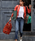 Selena_Gomez_-_Filming_Woody_Allen_film_with_her_puppy_in_NYC_on_September_19-29.jpg