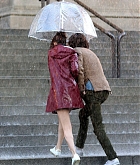 Selena_Gomez_-_Filming_Woody_Allen_in_NYC_on_October_3-04.jpg