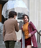 Selena_Gomez_-_Filming_Woody_Allen_in_NYC_on_October_3-23.jpg