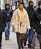Selena_Gomez_-_Filming__Only_Murders_In_The_Building__in_New_York_December_82C_2020-07.jpg