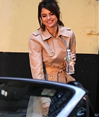 Selena_Gomez_-_Filming_new_Woody_Allen_movie_in_NYC_on_September_11-15.jpg