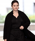 Selena_Gomez_-_Filming_scenes_for__Only_Murders_In_The_Building__In_New_York_City_March_102C_2021_11.jpg