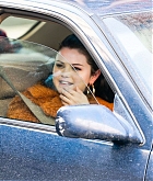 Selena_Gomez_-_Films_the_Only_Murders_in_the_Building_TV_Series_in_New_York_City2C_02202021_11.jpg