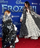 Selena_Gomez_-_Frozen_2_premiere_in_Hollywood_November_72C_2019-05.jpg