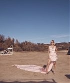 Selena_Gomez_-_Harper_s_Bazaar_March_2018_Issue-50.jpg
