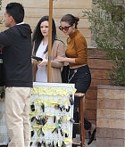 Selena_Gomez_-_Has_lunch_with_friends_at_Soho_House_in_Malibu_on_March_22-27.jpg