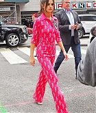 Selena_Gomez_-_Heading_to_102_7_FM_FRESH_studio_in_Manhattan_on_June_5-01.jpg
