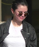 Selena_Gomez_-_Hits_the_gym_for_another_pilates_session_in_West_Hollywood2C_CA_January_282C_2019-02.jpg