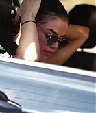 Selena_Gomez_-_Hits_the_gym_in_LA_on_November_3-35.jpg