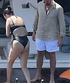 Selena_Gomez_-_In_Italy_0803202216.jpg
