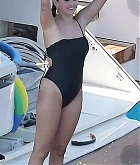 Selena_Gomez_-_In_Italy_0803202259.jpg