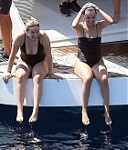 Selena_Gomez_-_In_Italy_0803202263.jpg