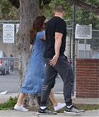 Selena_Gomez_-_In_Los_Angeles_on_June_10-02.jpg