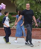 Selena_Gomez_-_In_Los_Angeles_on_June_10-03.jpg