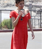 Selena_Gomez_-_In_Malibu2C_California_on_July_11-03.jpg
