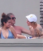 Selena_Gomez_-_In_Montego_Bay2C_Jamaica_with_Justin_Bieber_on_February_19-08.jpg
