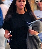 Selena_Gomez_-_In_NYC_July_102C_2018-03.jpg