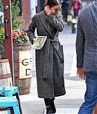 Selena_Gomez_-_In_NYC_on_September_16-17.jpg