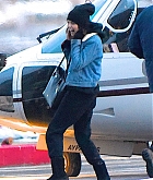 Selena_Gomez_-_In_New_York_City_on_January_7-03.jpg