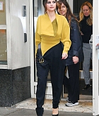 Selena_Gomez_-_In_New_York_October_292C_2019-01.jpg