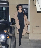 Selena_Gomez_-_Leaves_church_in_LA_on_March_72C_2018-04.jpg