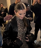 Selena_Gomez_-_Leaving_a_hotel_in_Paris_September_242C_202304.jpg