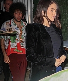 Selena_Gomez_-_Leaving_the_San_Vicente_Bungalows_in_West_Hollywood_November_202C_2024_03.jpg