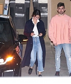 Selena_Gomez_-_Leaving_the_church_in_Los_Angeles_on_February_28_2018-01.jpg