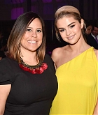 Selena_Gomez_-_Lupus_Research_Alliance__Breaking_Through_Lupus_Gala__on_November_20-14.jpg