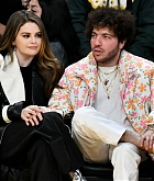 Selena_Gomez_-_Miami_Heat_v_Los_Angeles_Lakers_at_Crypto_com_Arena_in_Los_Angeles_January_32C_202401.jpg