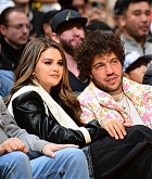 Selena_Gomez_-_Miami_Heat_v_Los_Angeles_Lakers_at_Crypto_com_Arena_in_Los_Angeles_January_32C_202426.jpg