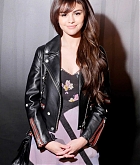 Selena_Gomez_-_NYFW_Coach_1941_on_February_13-08.jpg