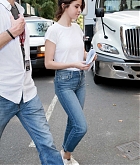 Selena_Gomez_-_On_the_set_of_Woody_Allen_film_in_NYC_on_September_14-25.jpg