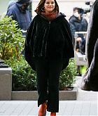 Selena_Gomez_-_Only_Murders_in_the_Building_season_2_in_New_York_City2C_1207202104.jpg
