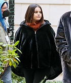 Selena_Gomez_-_Only_Murders_in_the_Building_season_2_in_New_York_City2C_1207202108.jpg