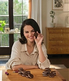 Selena_Gomez_-_Oreo_campaign2C_2025_01~0.jpg