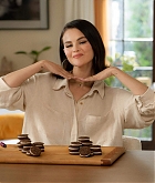 Selena_Gomez_-_Oreo_campaign2C_2025_04.jpg