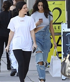Selena_Gomez_-_Out_and_about_in_Los_Angeles_on_Feb_11-19.jpg