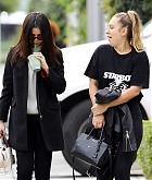 Selena_Gomez_-_Out_and_about_in_Los_Angeles_on_Feb_21-33.jpg