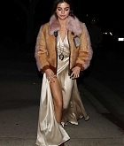 Selena_Gomez_-_Out_for_dinner_with_friends_in_Los_Angeles2C_CA_on_February_22C_2018-02.jpg