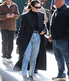 Selena_Gomez_-_Out_for_lunch_in_New_York_October_22C_2024_05.jpg