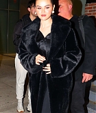 Selena_Gomez_-_Out_in_New_York_March_292C_202304.jpg