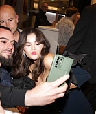 Selena_Gomez_-_Outside_Hotel_Martinez_in_Cannes_May_172C_2024_10.jpg