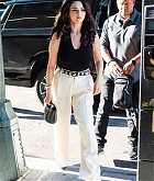 Selena_Gomez_-_Rare_Beauty_meet_and_greet_at_a_Sephora_store_in_New_York_City_-_October_82C_2024_01.jpg