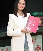 Selena_Gomez_-_Rare_Beauty_s_4th_annual_Mental_Health_Summit2C_Los_Angeles_CA_-_May_12C_2025-14.jpg