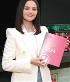 Selena_Gomez_-_Rare_Beauty_s_4th_annual_Mental_Health_Summit2C_Los_Angeles_CA_-_May_12C_2025-15.jpg