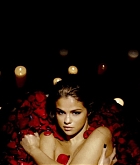 Selena_Gomez_-_Revival_Tour_Photoshoots_2016-03.jpg