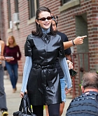Selena_Gomez_-_Seen_filming_Only_Murders_in_the_Building2C_New_York_City_-_May_72C_2025_02.jpg