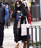 Selena_Gomez_-_Seen_heading_to_the_movie_set_of_Only_Murders_in_New_York_City_01192021_02.jpg